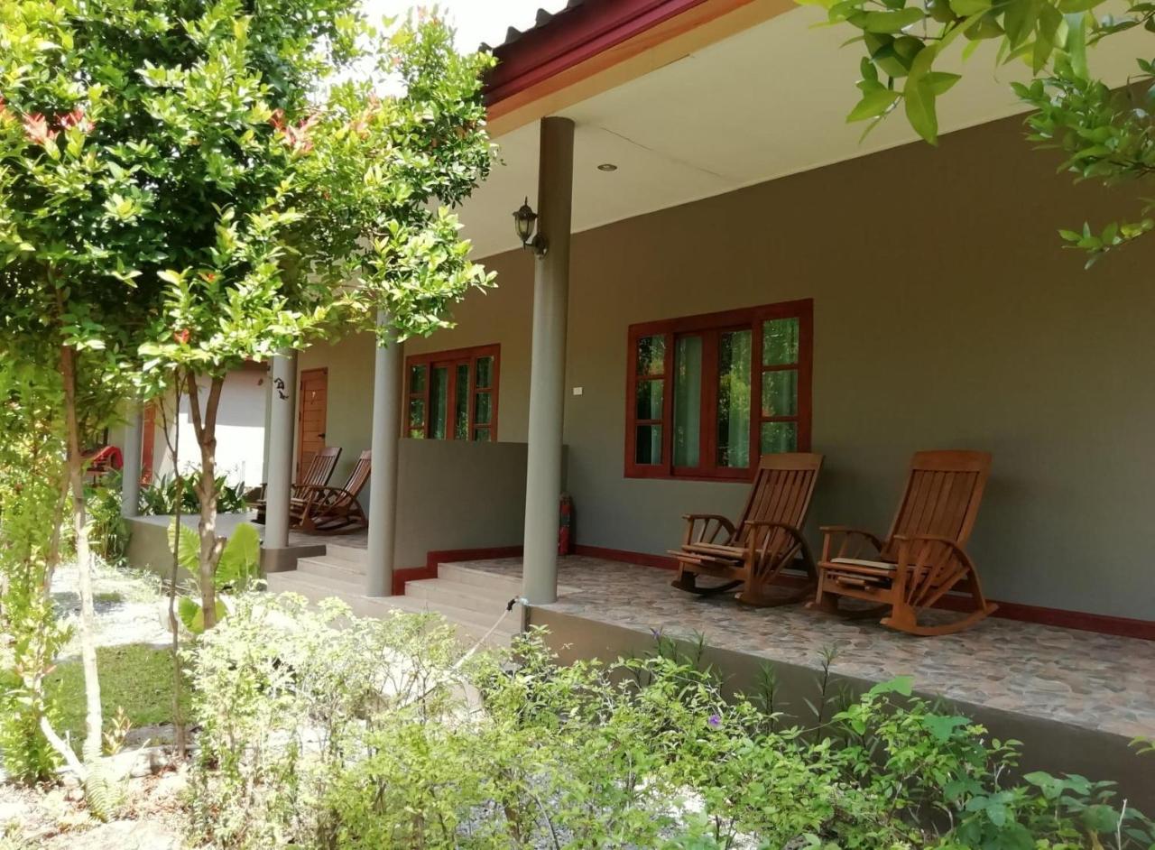 Lanta Wanida Resort Ko Lanta Εξωτερικό φωτογραφία